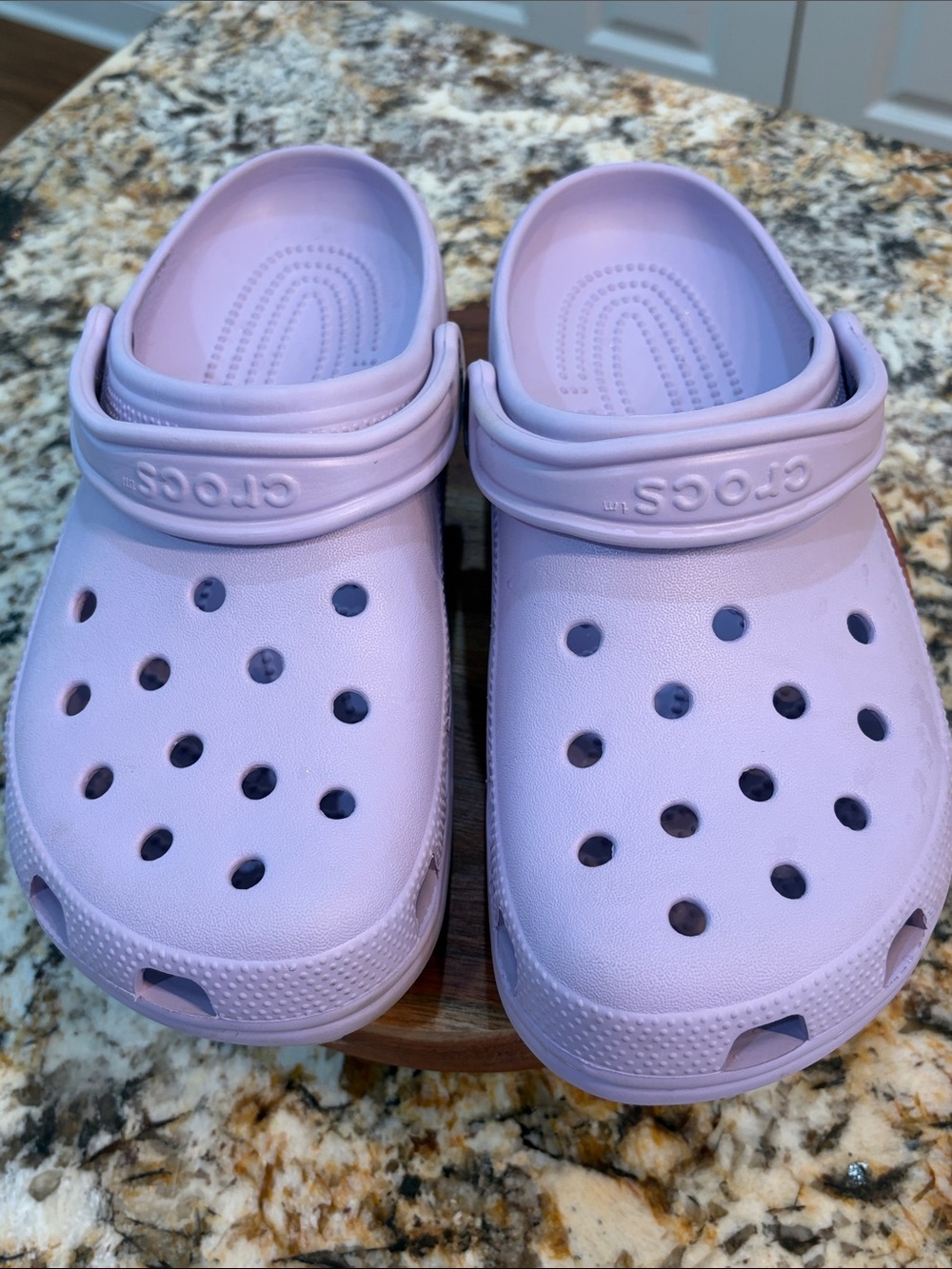 CROCS Classic Clog in Light Lavender